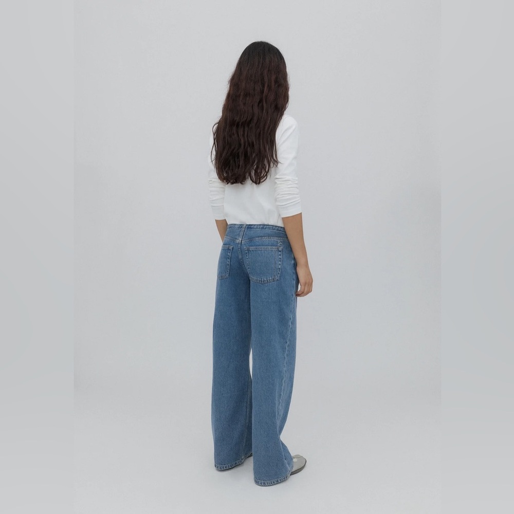 Still Here cool jeans in classic blue wash - Picture 3 of 11